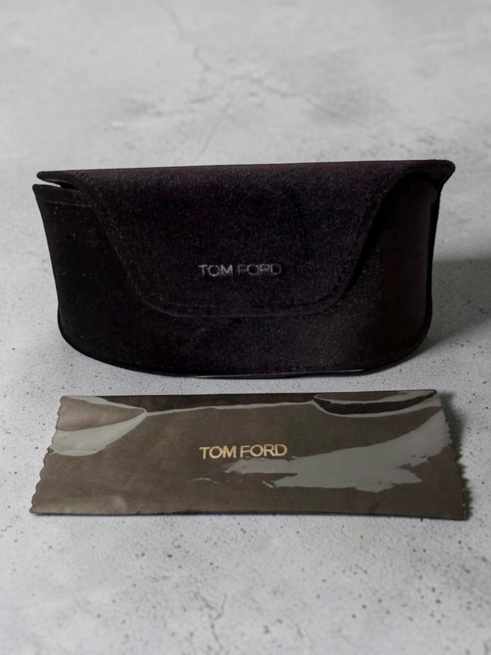 New! TOM FORD Sunglass Case With Cloth
